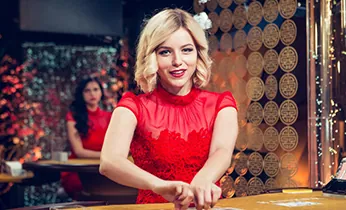 Hình ảnh nhân viên hỗ trợ khách hàng của 666vn